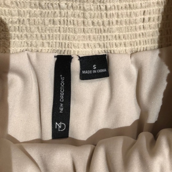 Sz S cream skirt - Picture 5 of 5